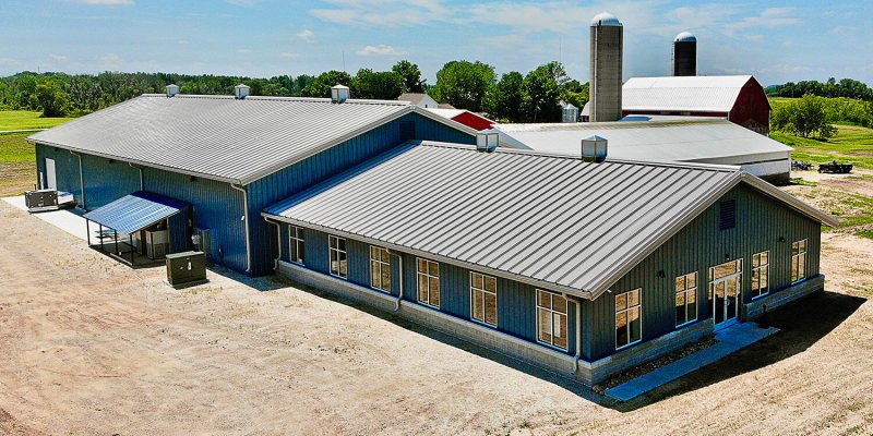 60-x-80-metal-building-paint-color-ideas