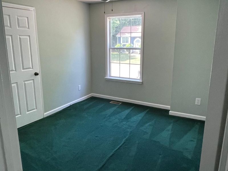 what-color-paint-goes-with-green-carpet-paint-color-ideas