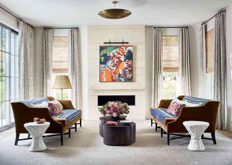 What Color Rug Goes With Red Couch Paint Color Ideas