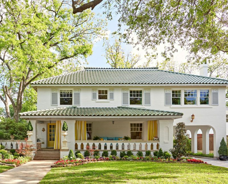 Exterior Color Schemes For Yellow Brick - Paint Color Ideas